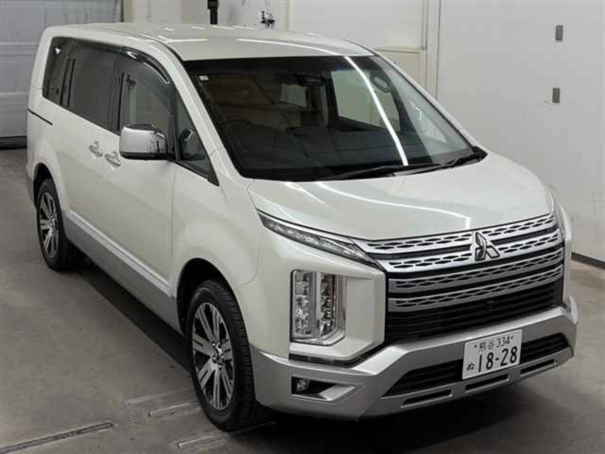 MITSUBISHI DELICA D5 CV1W 2021