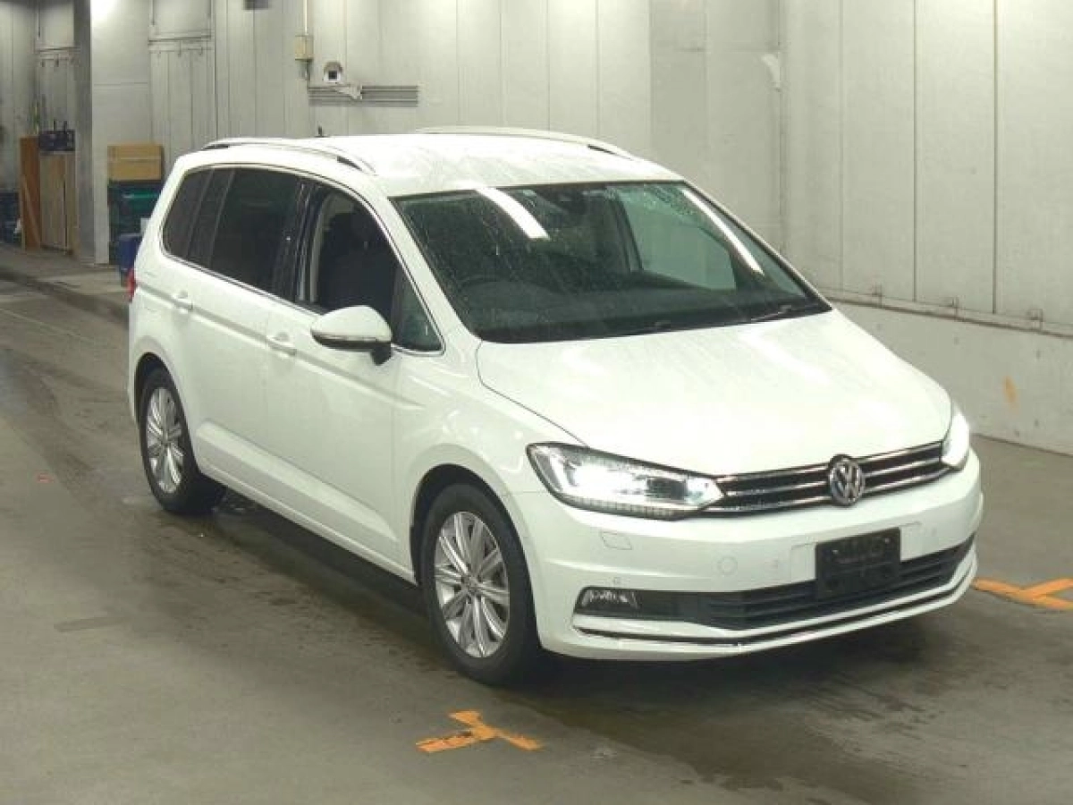 VOLKSWAGEN GOLF TOURAN 1TDFG 2019