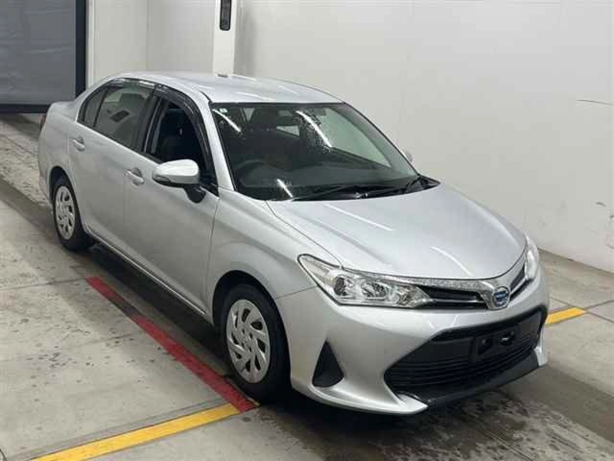 TOYOTA COROLLA AXIO NKE165 2021