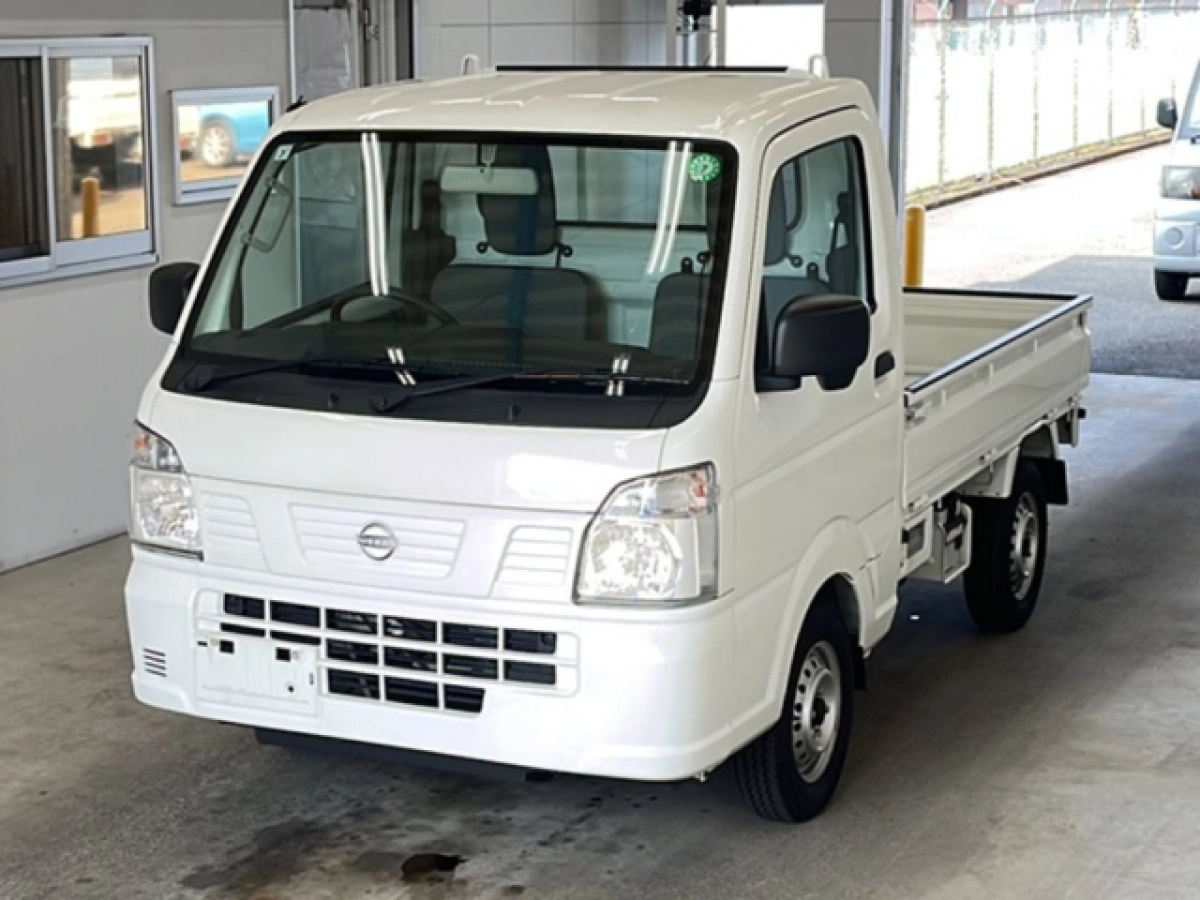 NISSAN CLIPPER TRUCK DR16T 2024