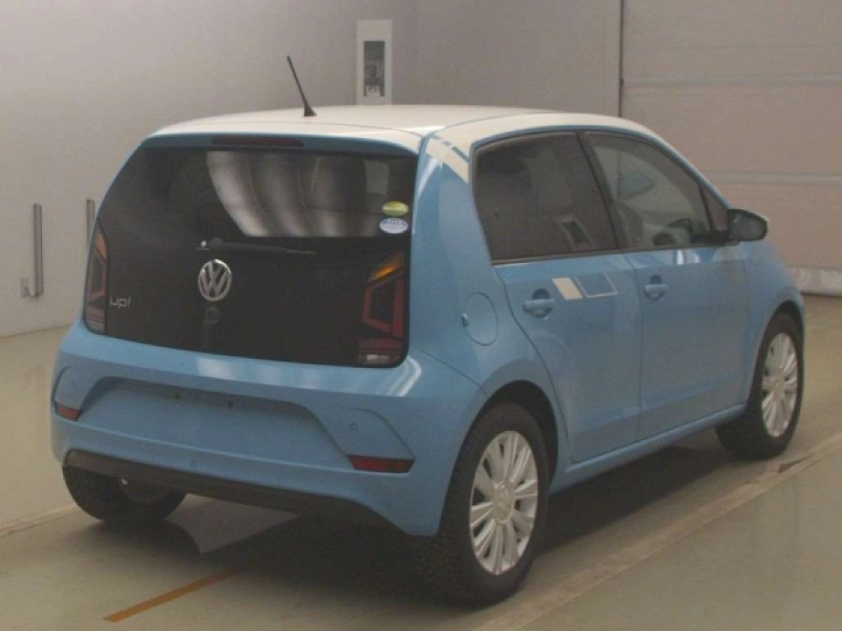 VOLKSWAGEN UP