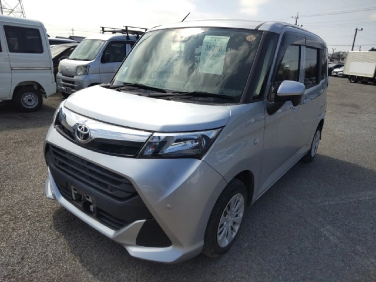 TOYOTA TANK M900A 2019
