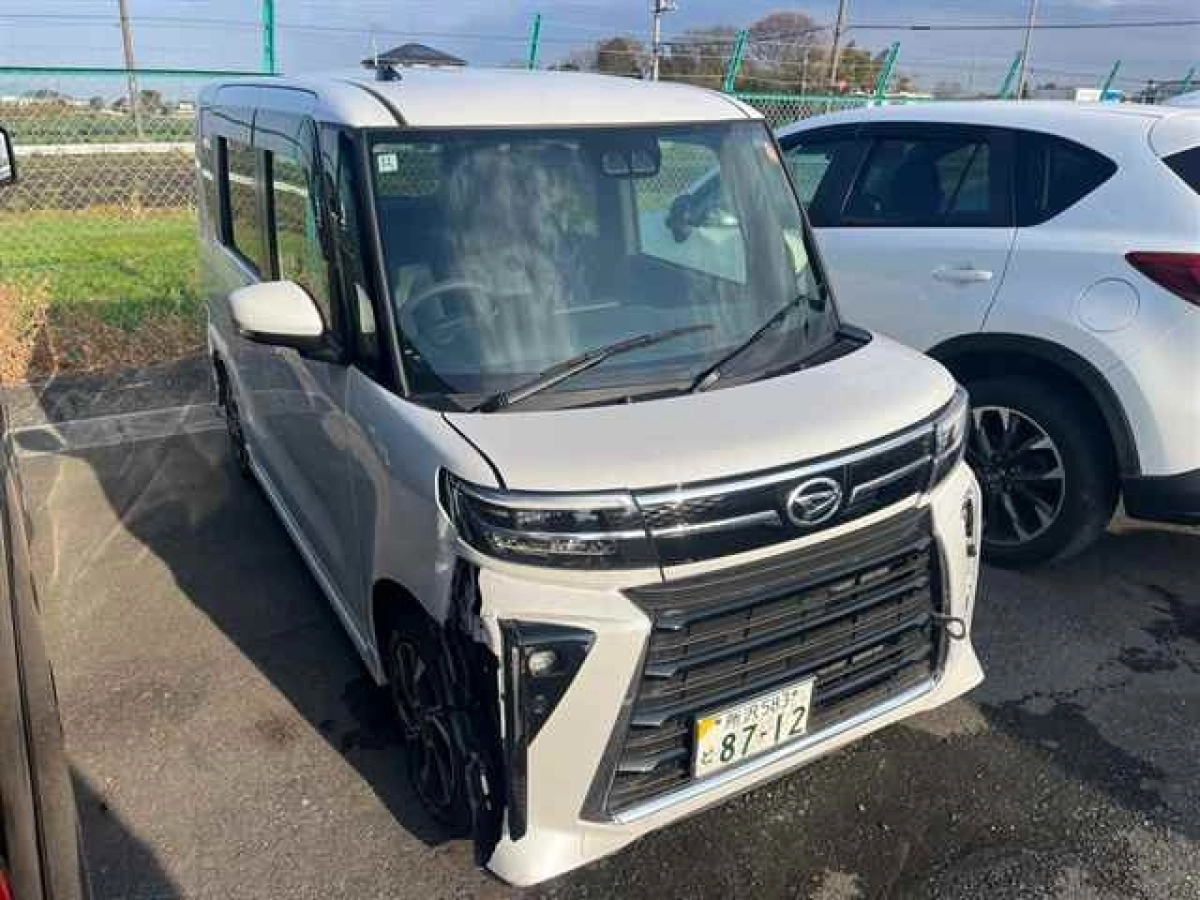 DAIHATSU TANTO LA650S 2024