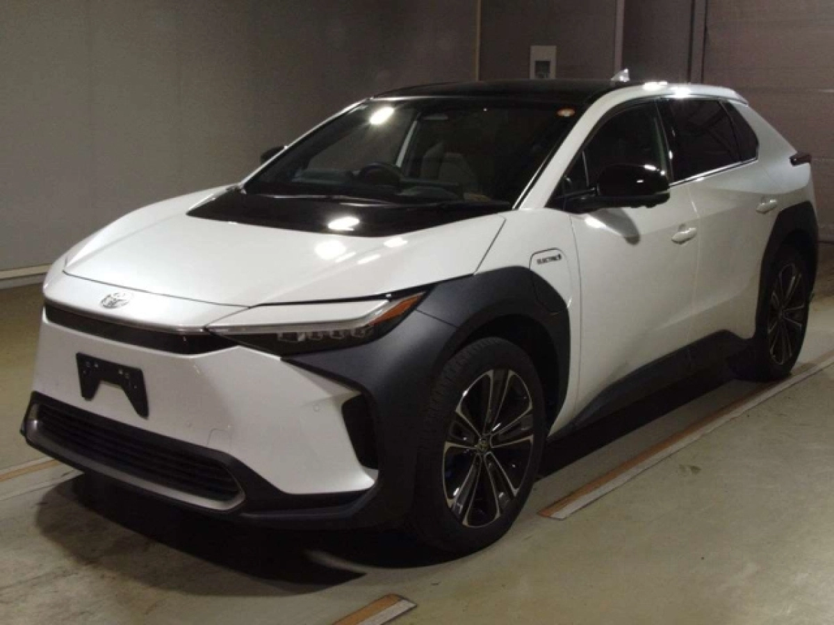 TOYOTA BZ4X YEAM15 2022