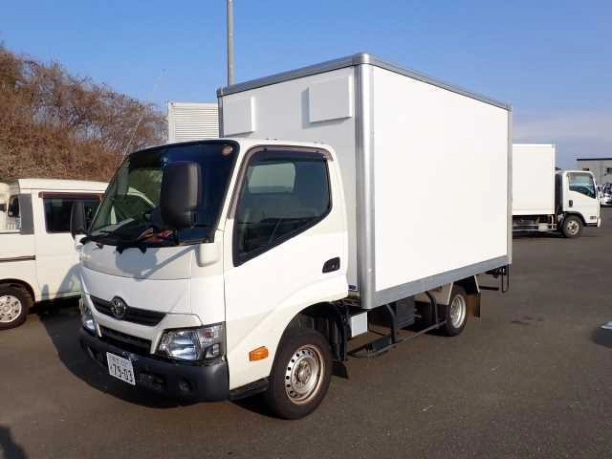 TOYOTA DYNA TRY230 2021