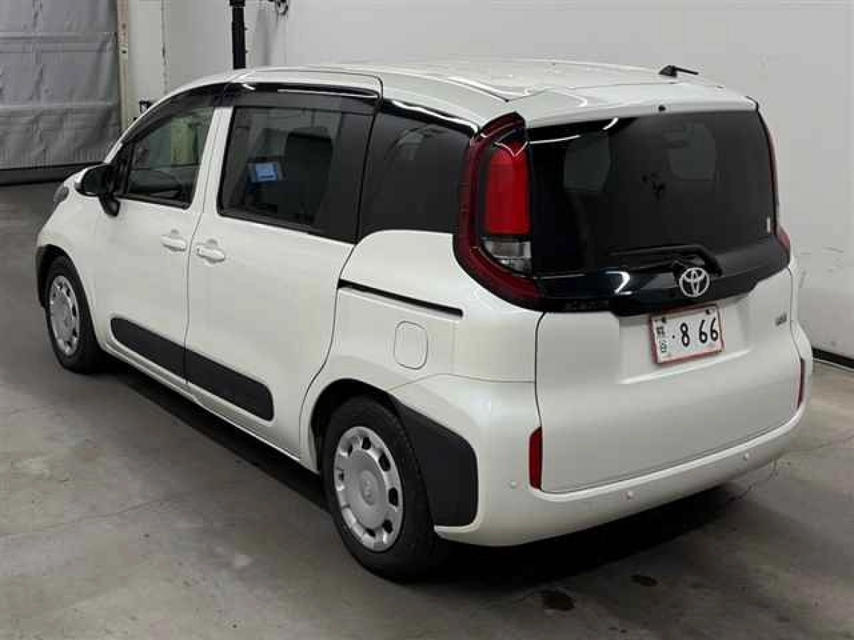 TOYOTA SIENTA