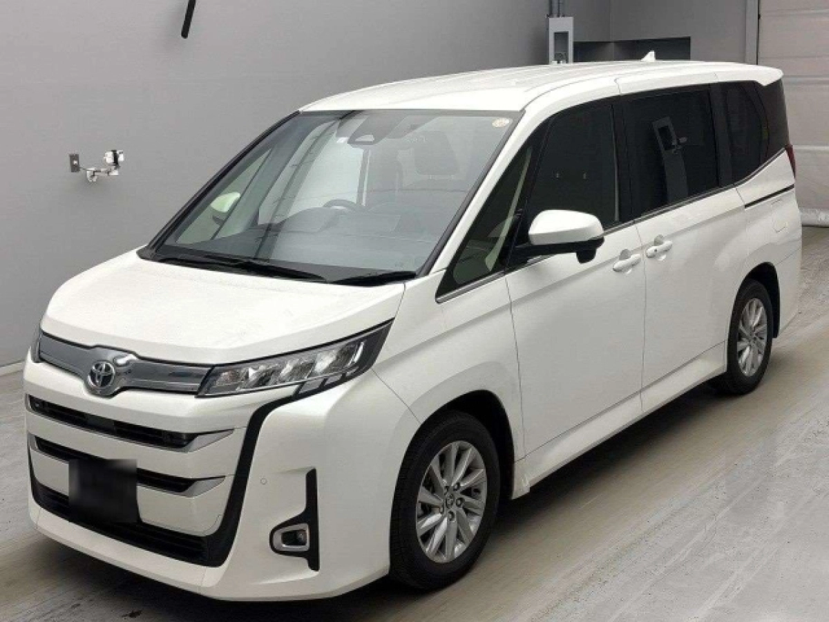 TOYOTA NOAH MZRA90W 2023