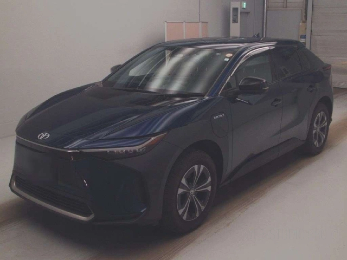 TOYOTA BZ4X XEAM10 2023