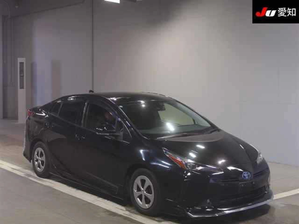 TOYOTA PRIUS ZVW51 2019