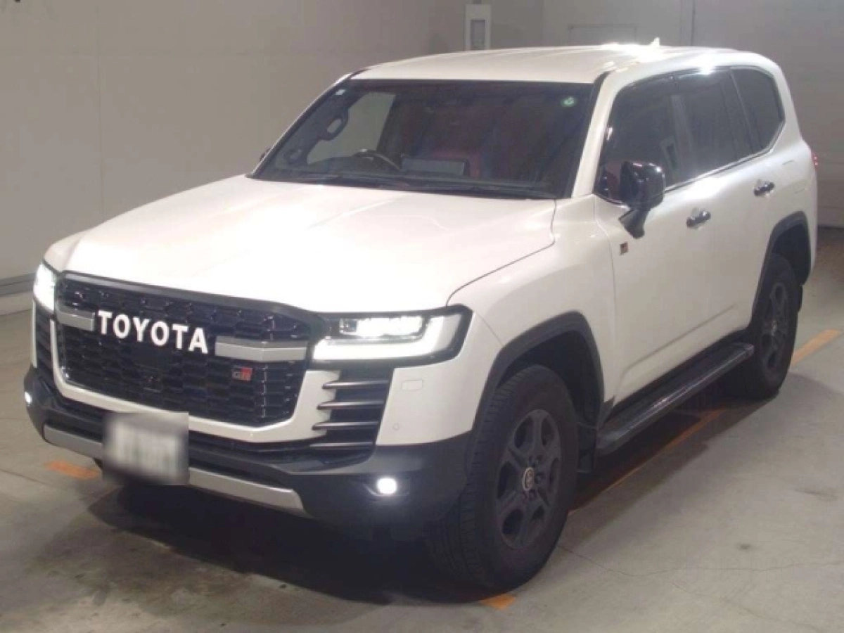 TOYOTA LAND CRUISER FJA300W 2023
