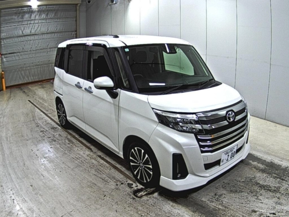 TOYOTA ROOMY M900A 2023