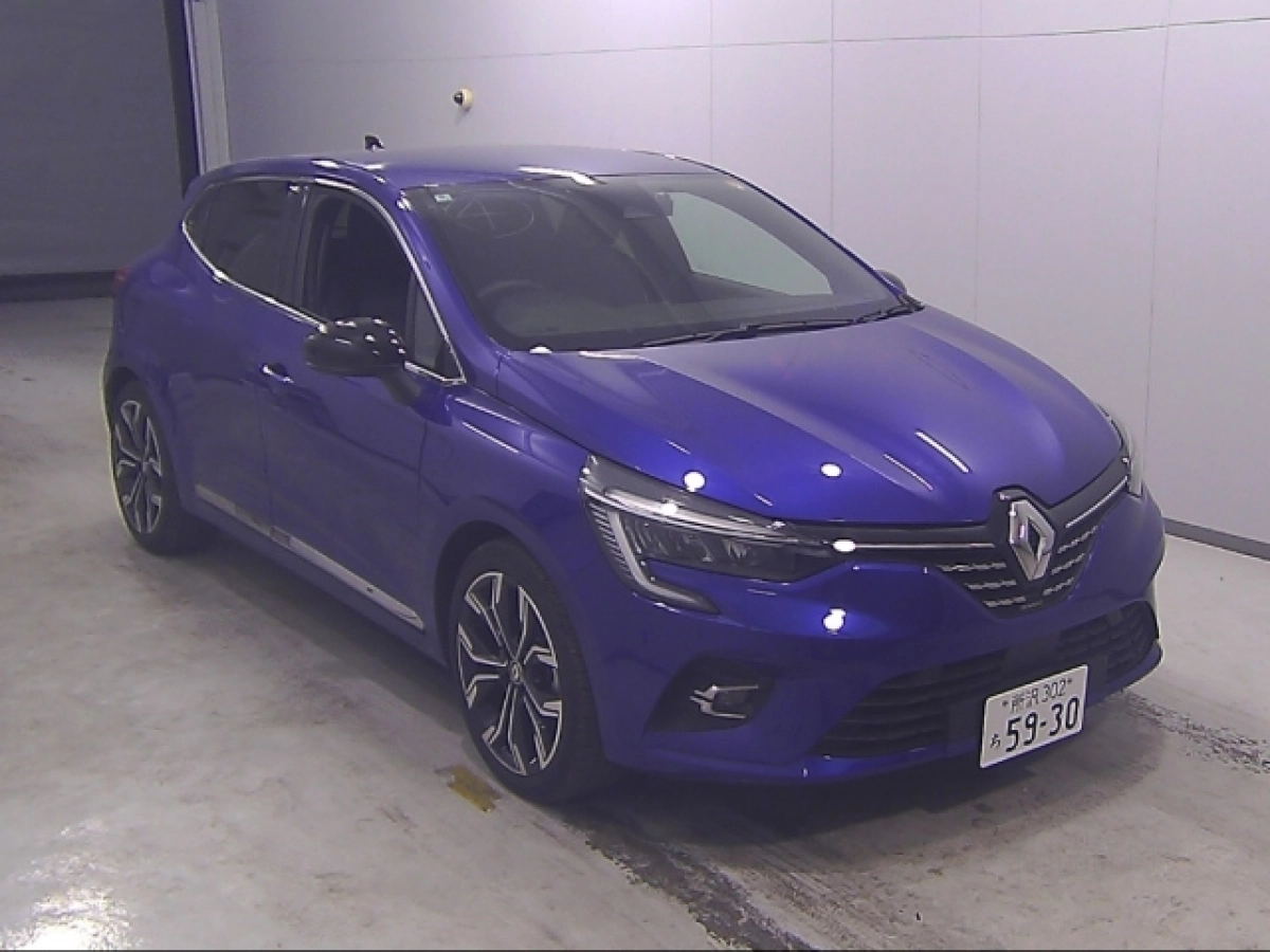 RENAULT LUTECIA BJAH4MH 2024