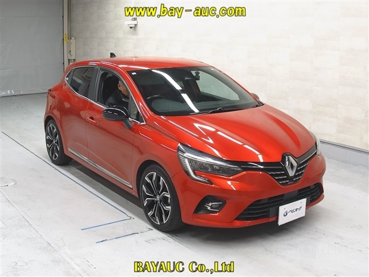 RENAULT LUTECIA BJAH4MH 2023