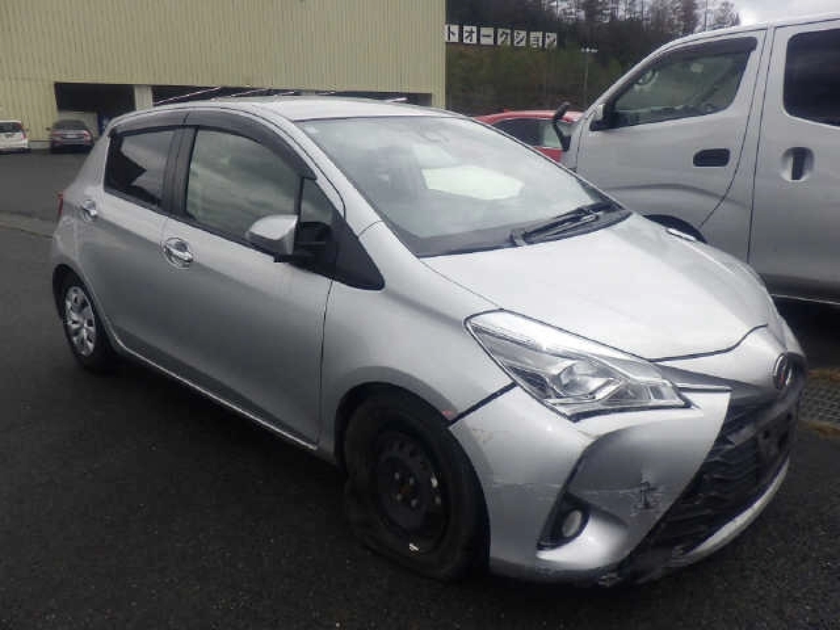 TOYOTA VITZ NSP130 2020