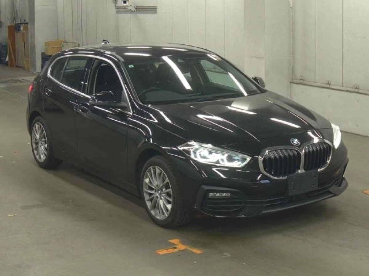 BMW 1 SERIES 7K15 2022