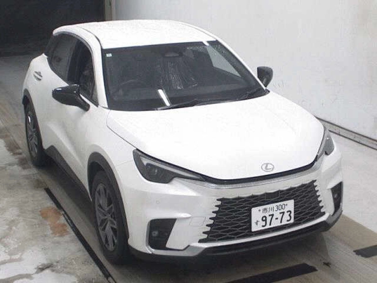 LEXUS LBX MAYH15 2024