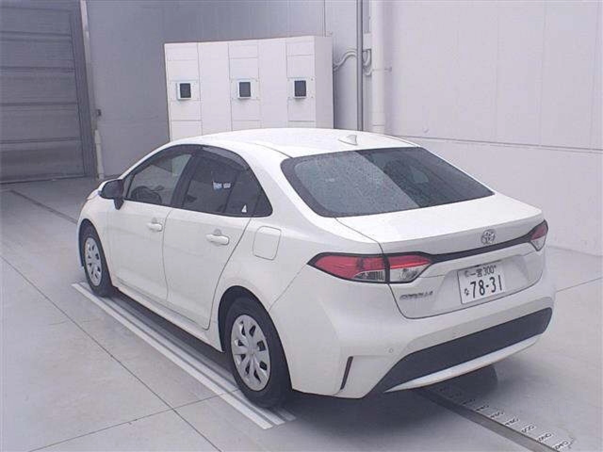 TOYOTA COROLLA