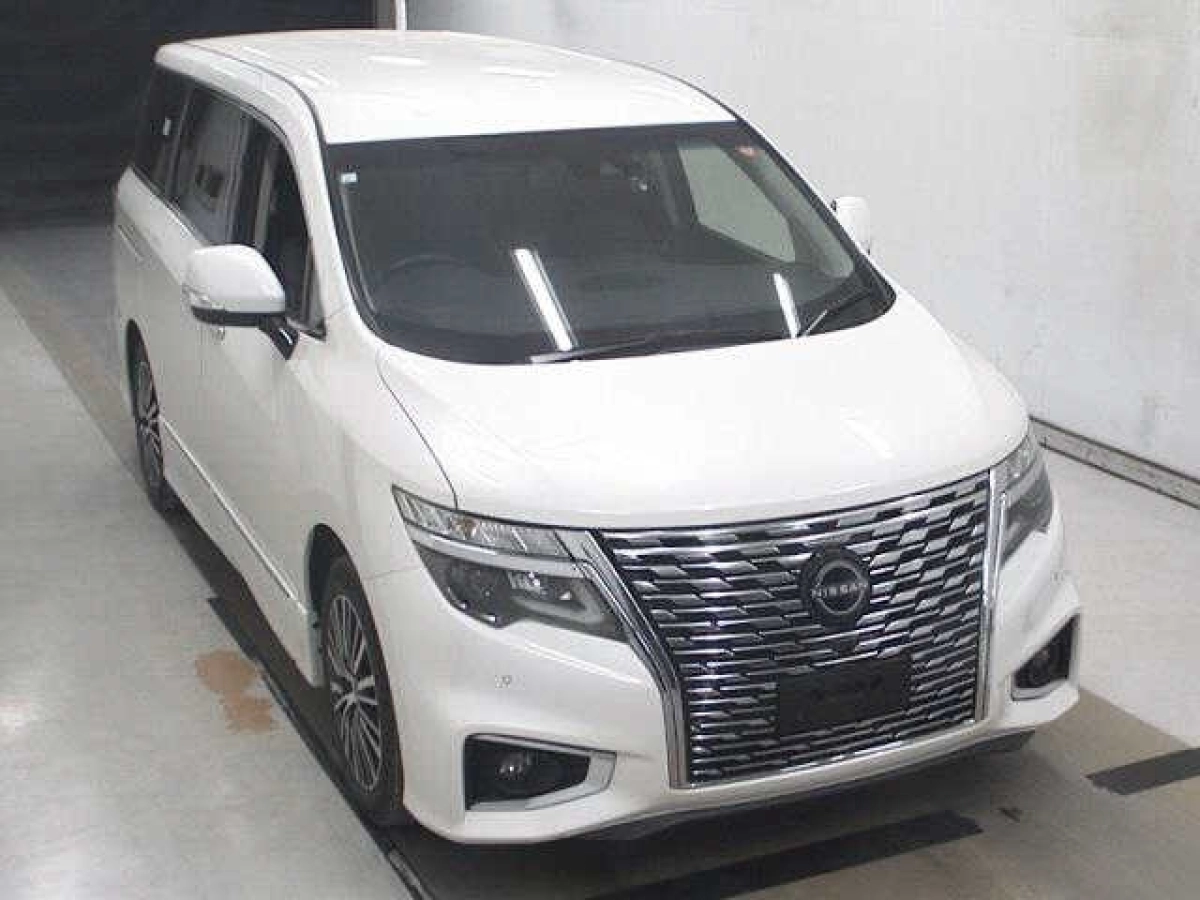 NISSAN ELGRAND TE52 2024