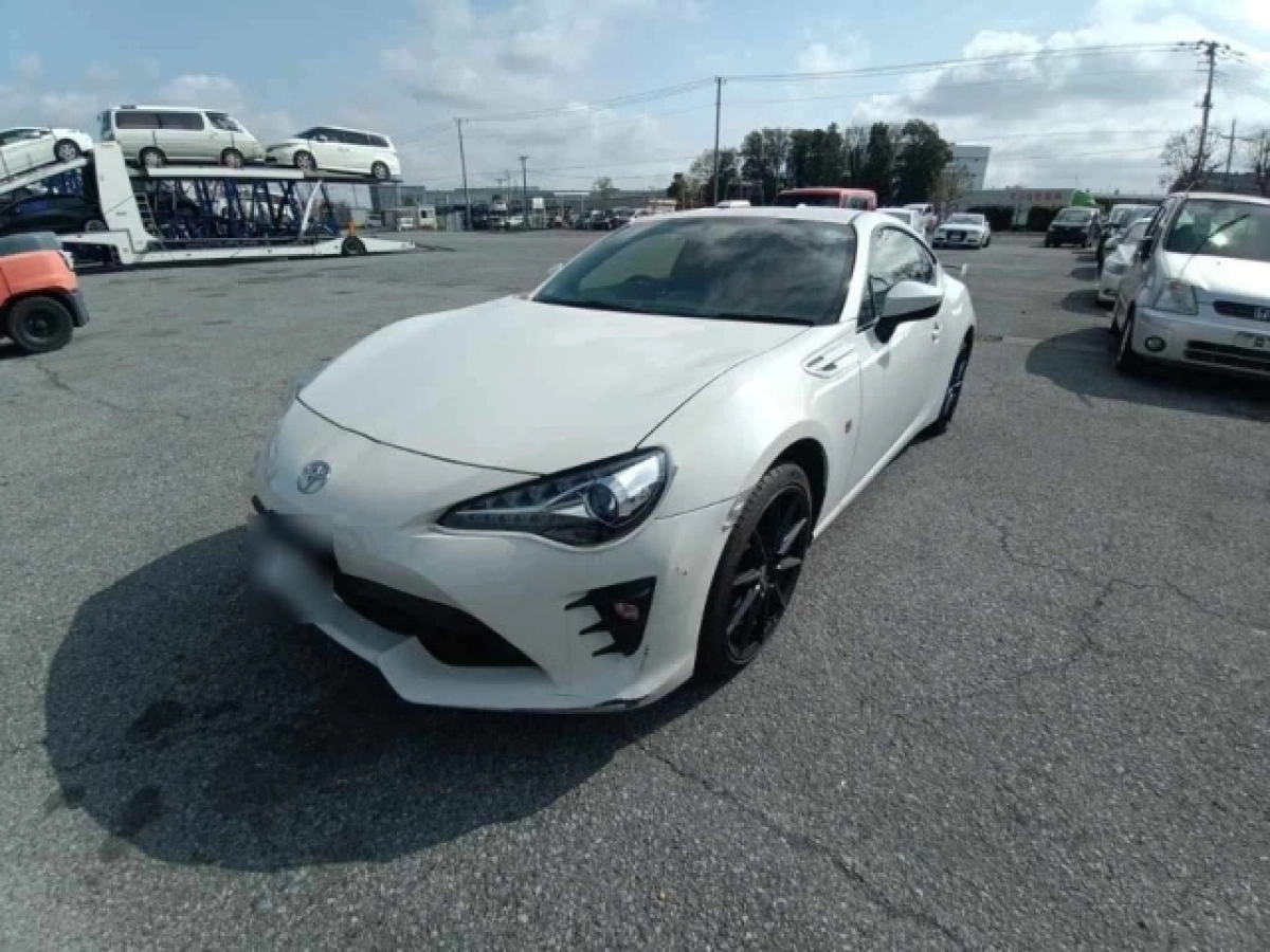 TOYOTA 86 ZN6 2019