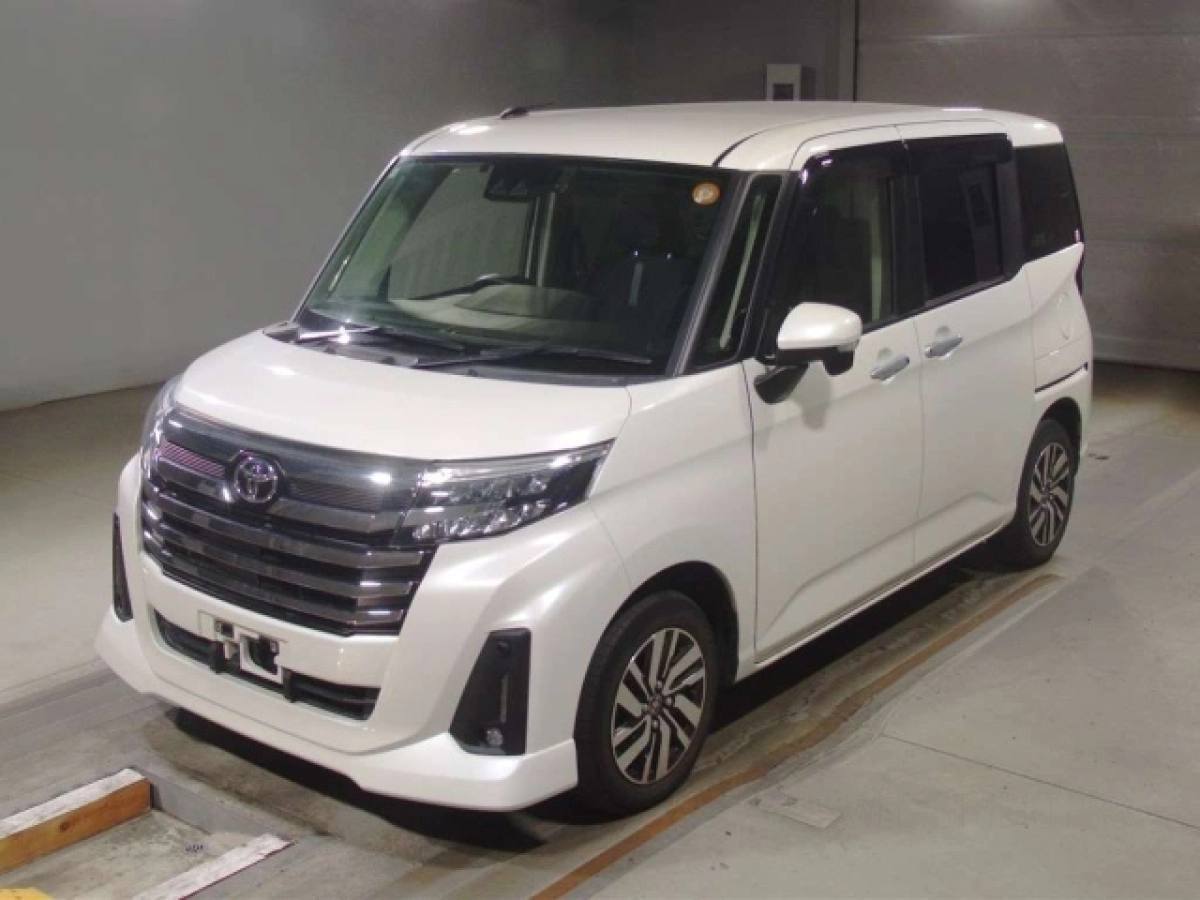 TOYOTA ROOMY M900A 2021