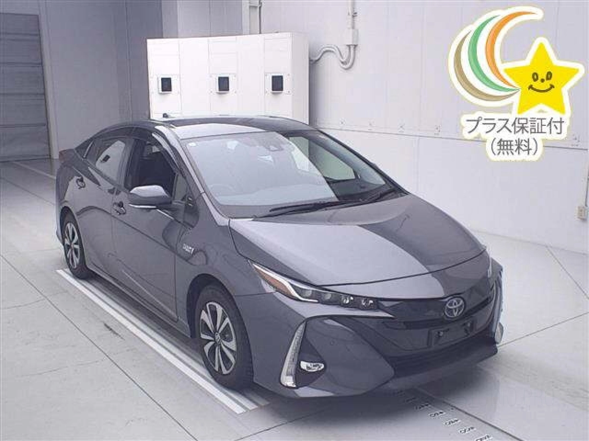 TOYOTA PRIUS PHV ZVW52 2019