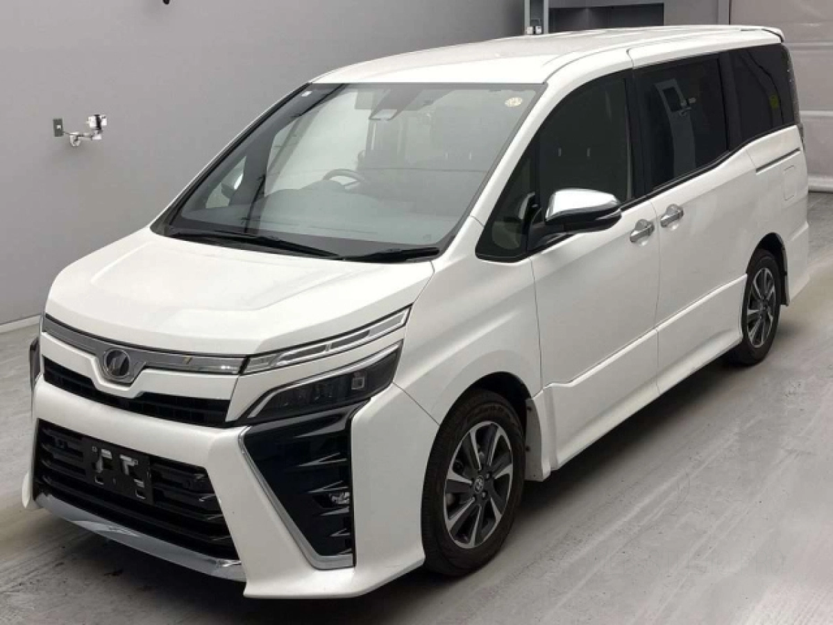 TOYOTA VOXY ZRR80W 2019
