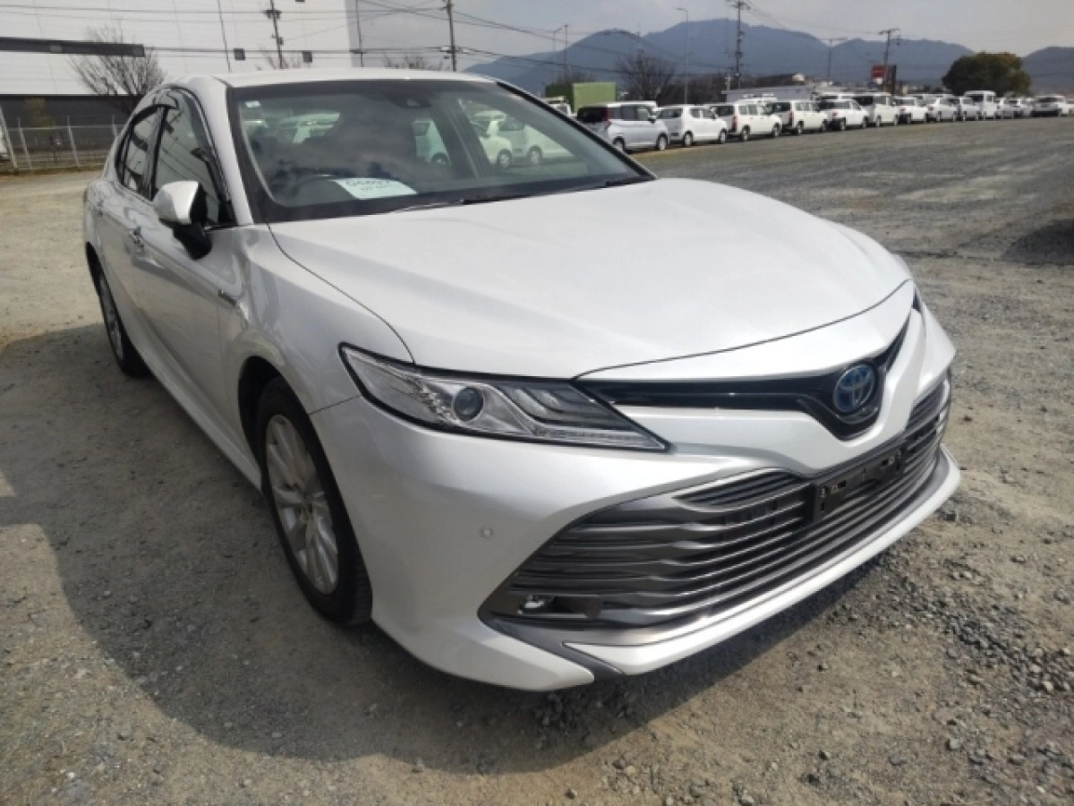 TOYOTA CAMRY