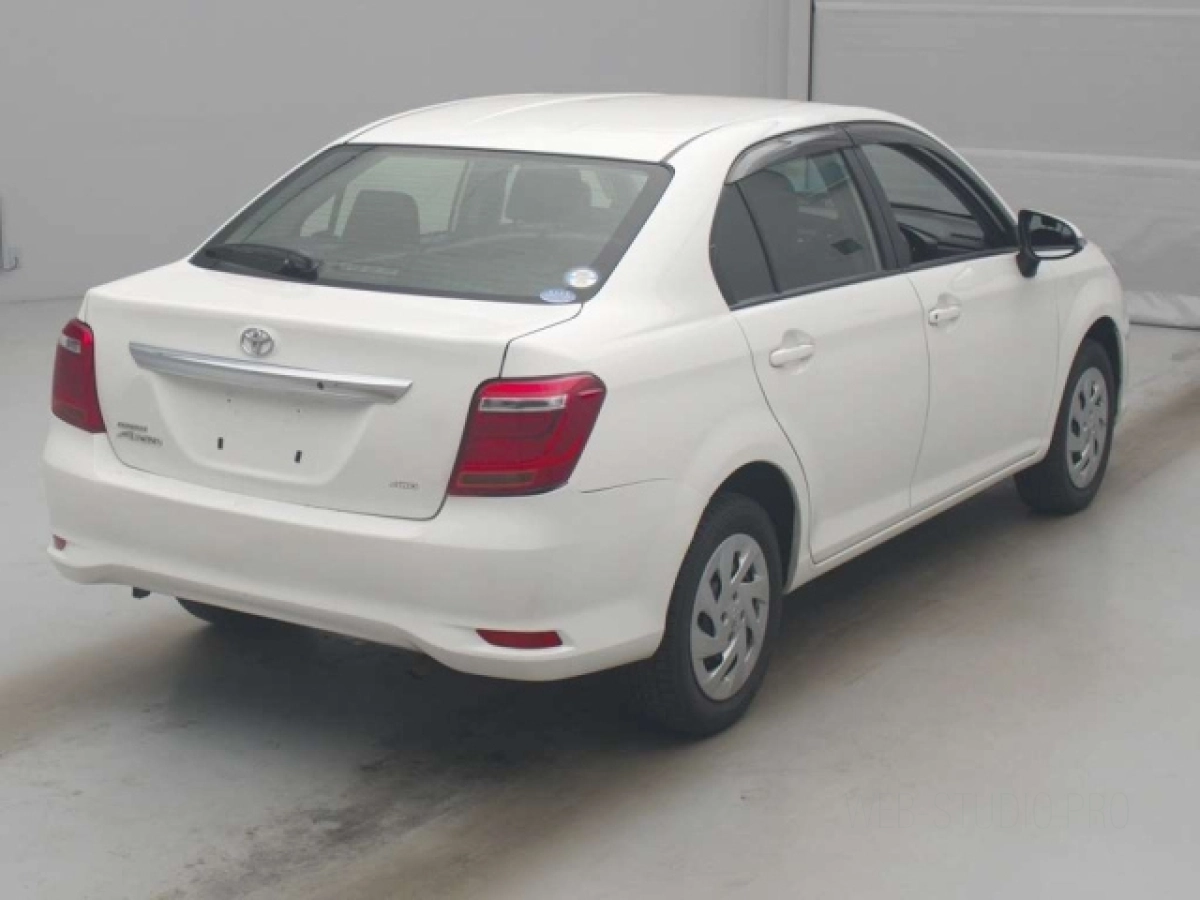 TOYOTA COROLLA AXIO