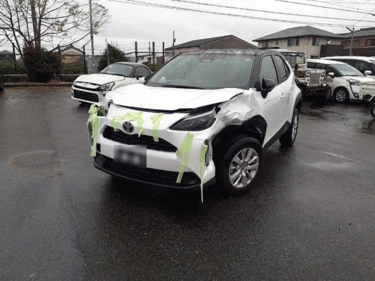 TOYOTA YARIS CROSS MXPB10 2025