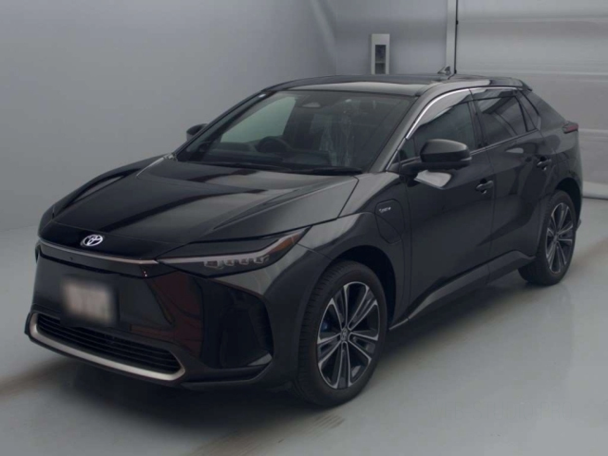 TOYOTA BZ4X YEAM15 2024