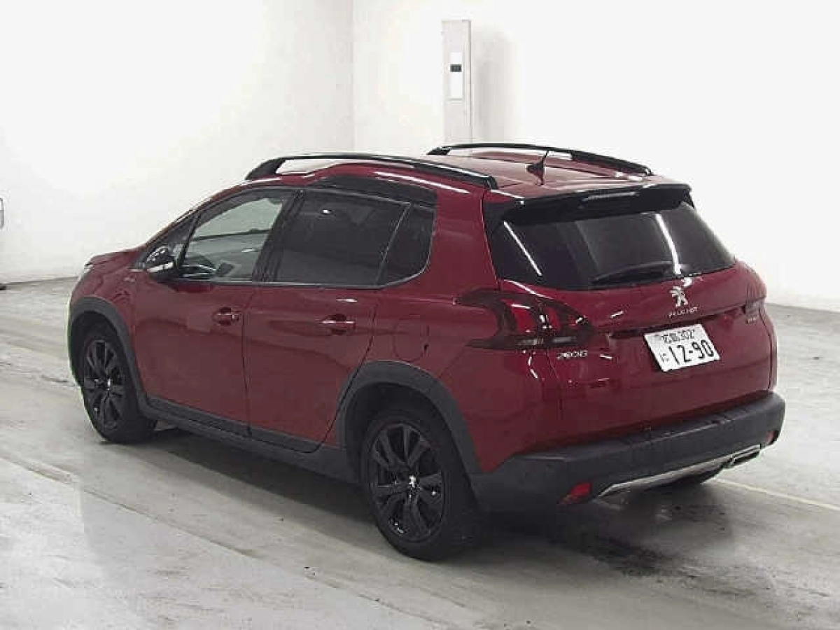 PEUGEOT 2008