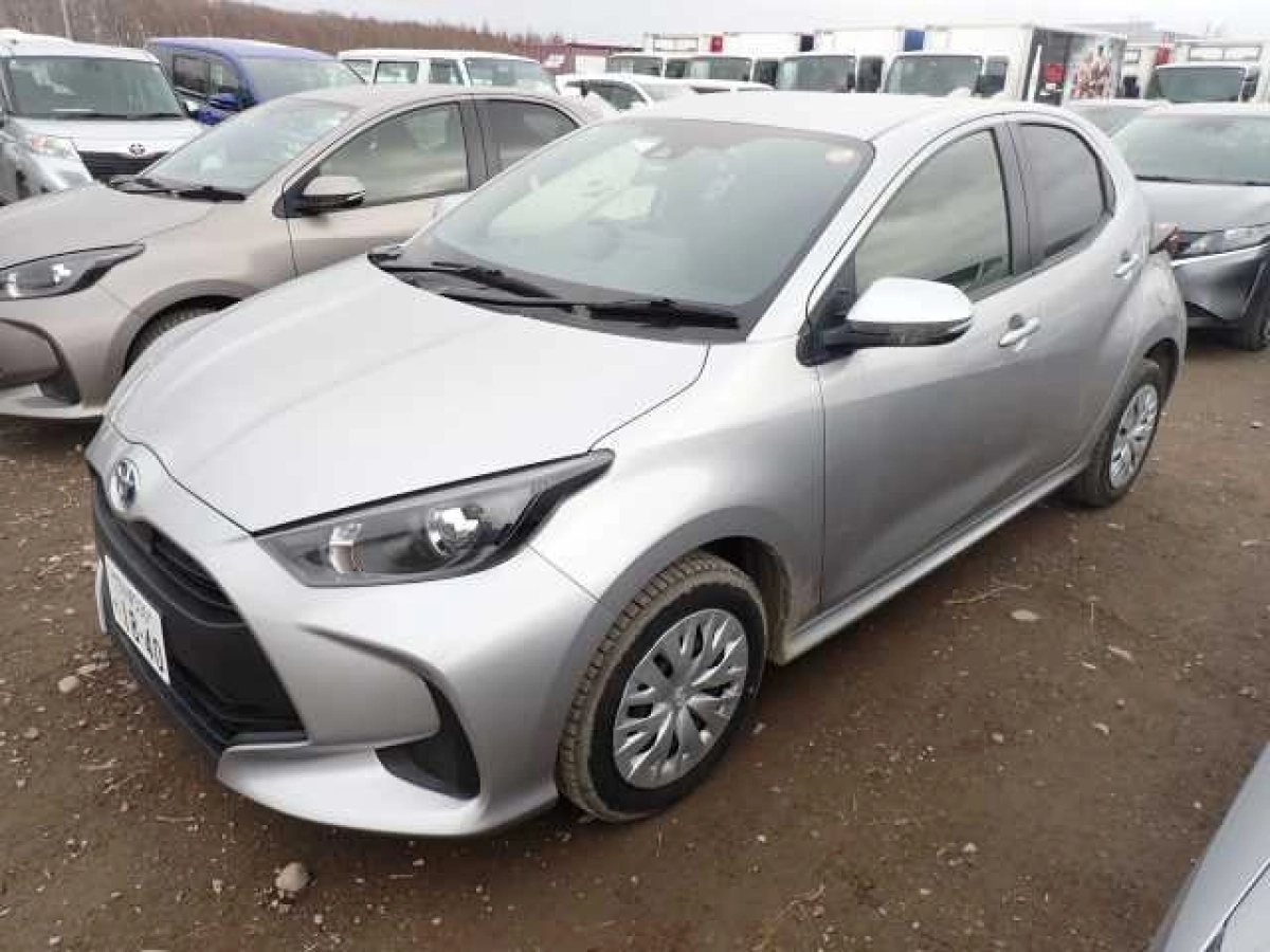 TOYOTA YARIS MXPH15 2024