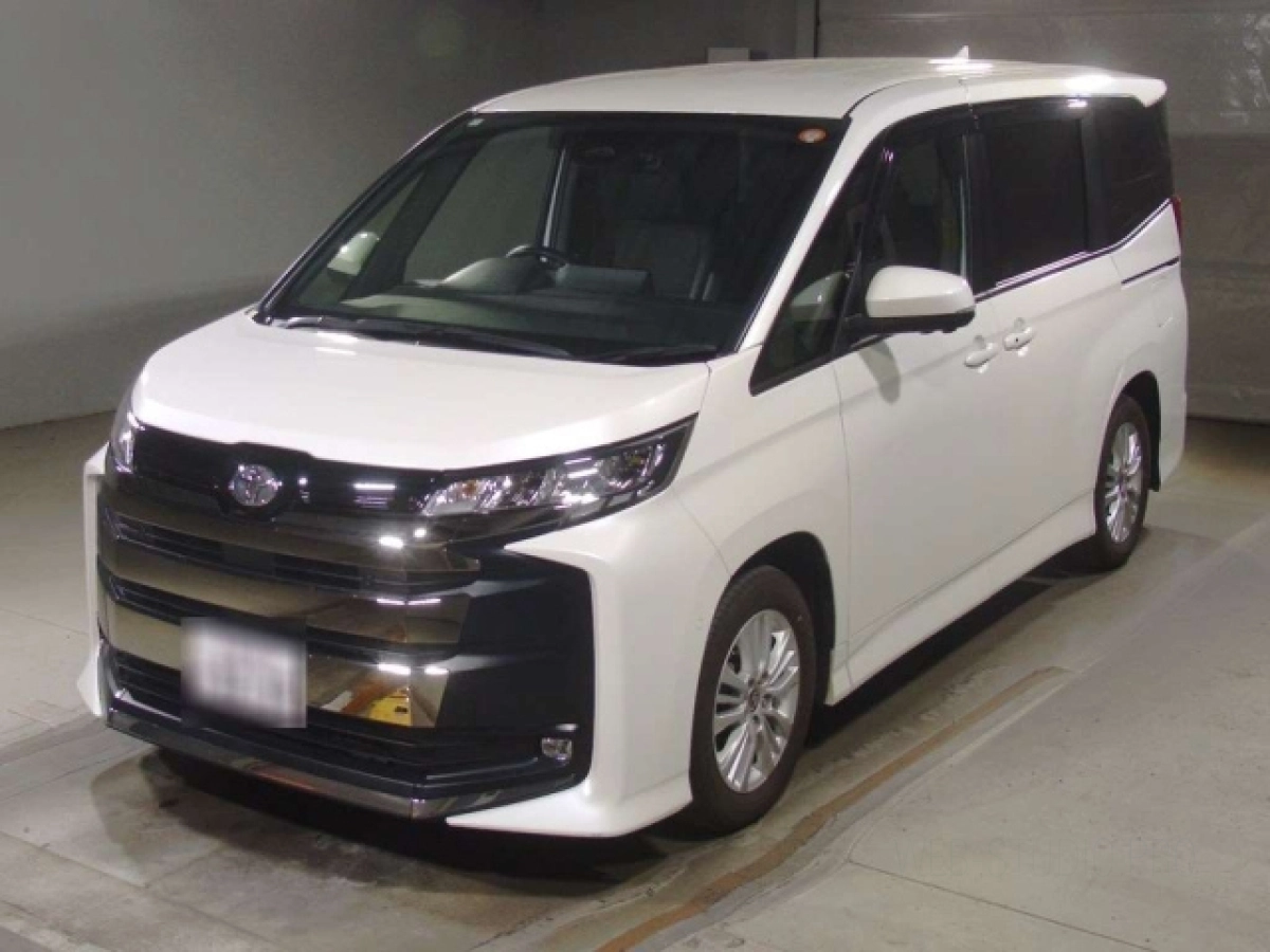 TOYOTA NOAH MZRA90W 2024