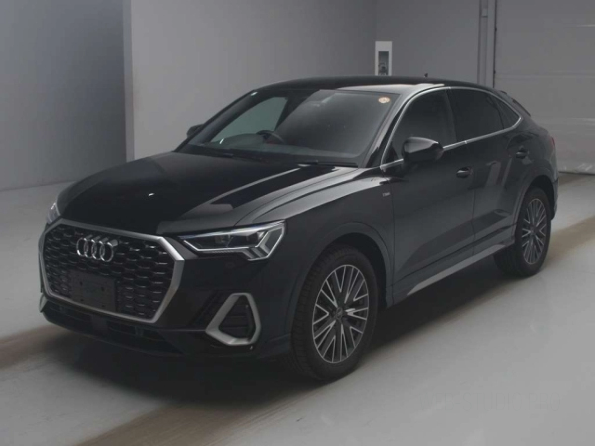 AUDI Q3 F3DPC 2021