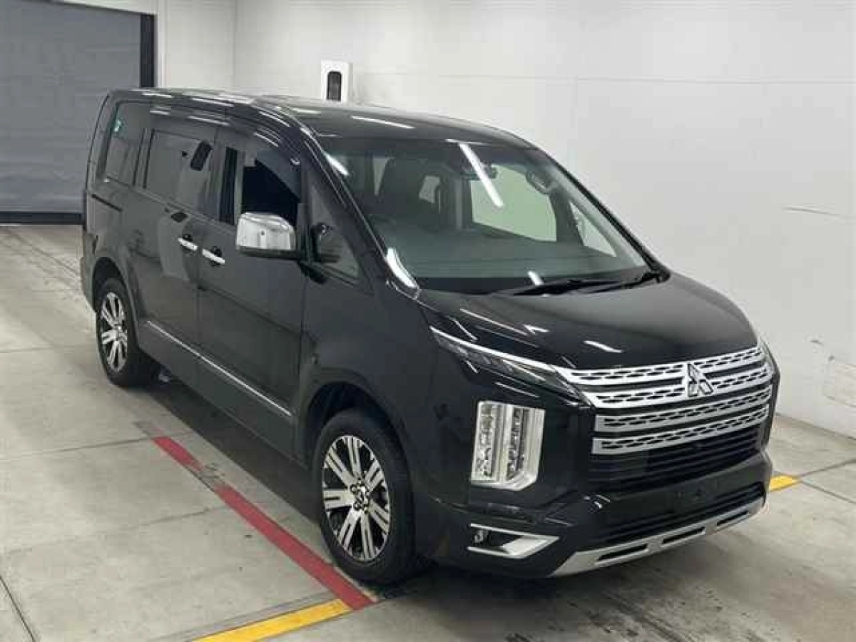 MITSUBISHI DELICA D5 CV1W 2022