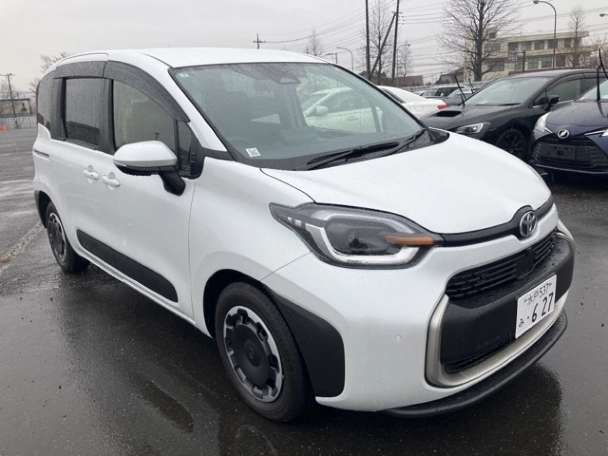 TOYOTA SIENTA MXPL10G 2025