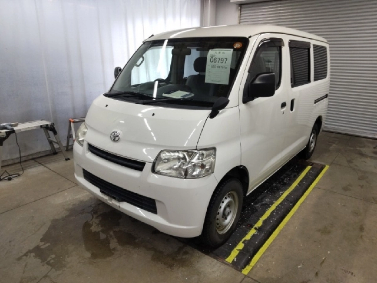 TOYOTA LITE ACE VAN S402M 2019