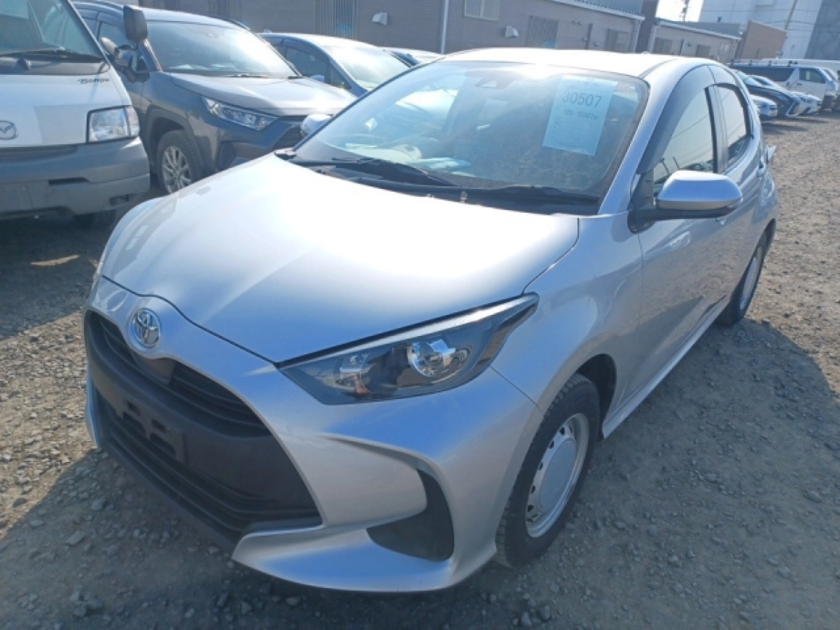 TOYOTA YARIS MXPA15 2021