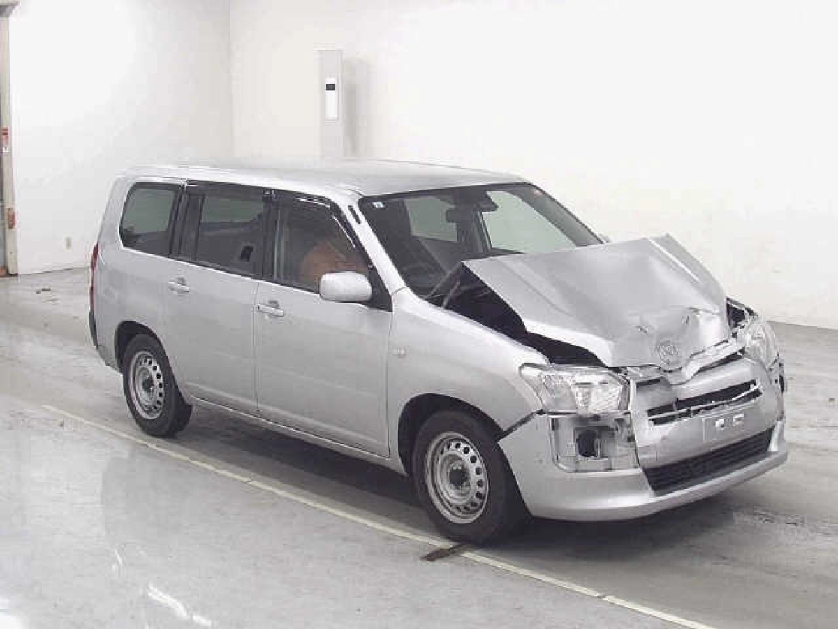 MAZDA FAMILIA VAN NCP160M 2020