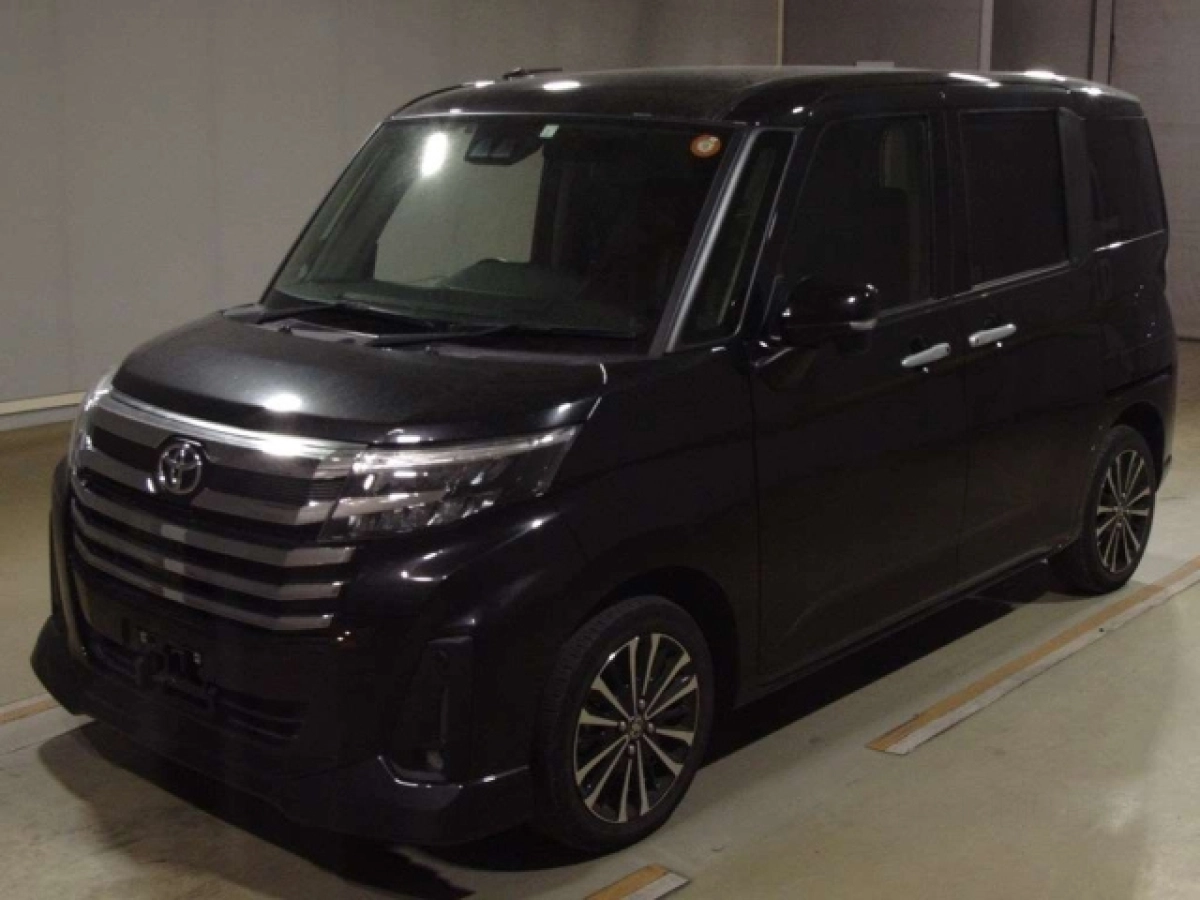 TOYOTA ROOMY M900A 2023