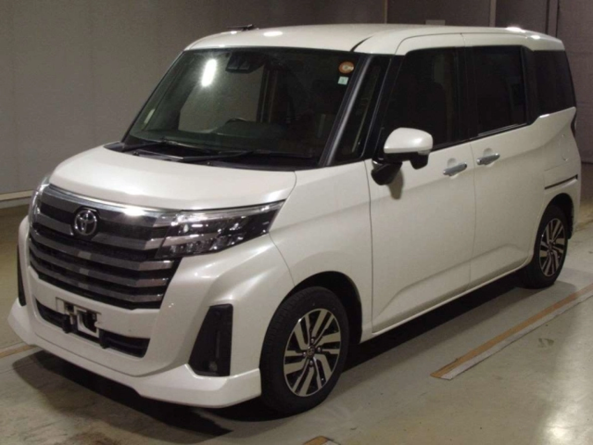 TOYOTA ROOMY M910A 2023