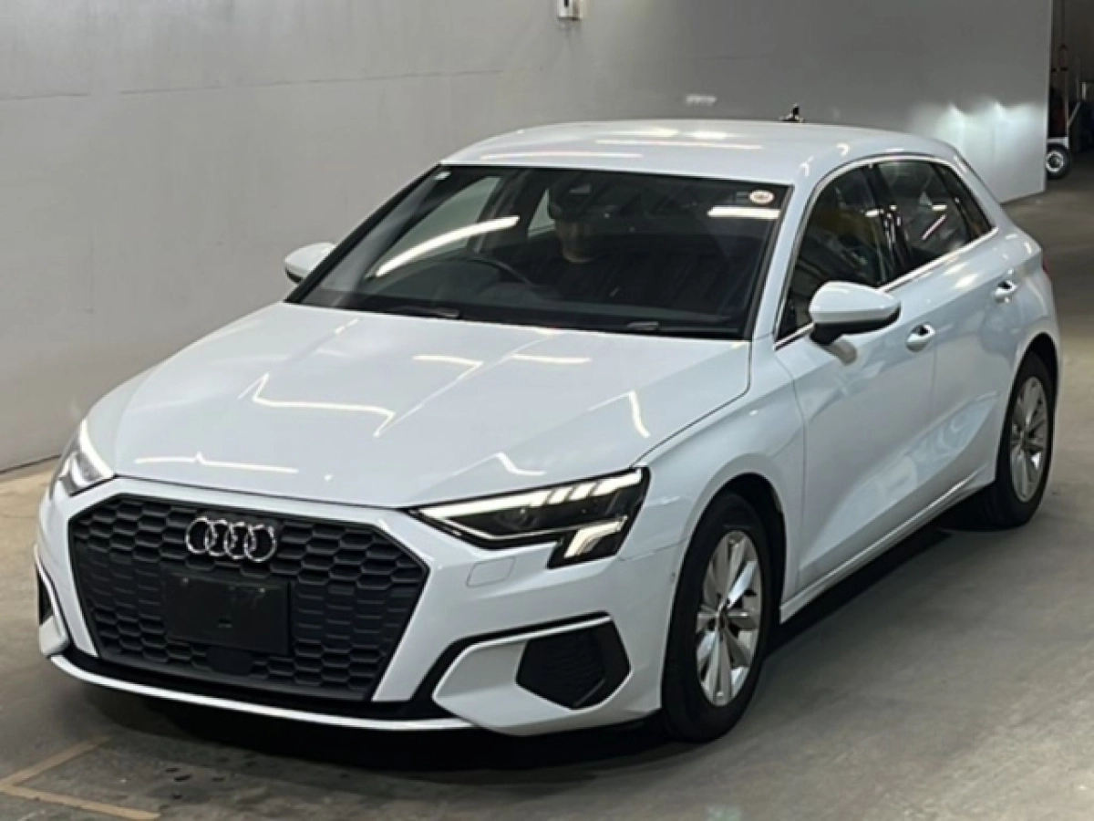 AUDI A3 GYDLA 2021