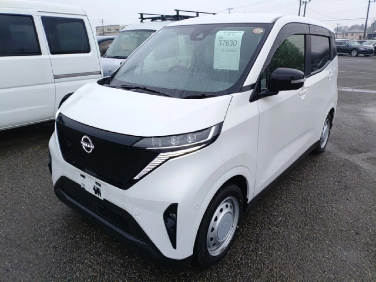 NISSAN SAKURA B6AW 2024