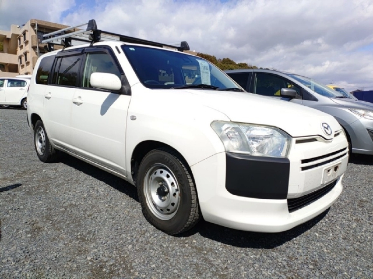 MAZDA FAMILIA VAN