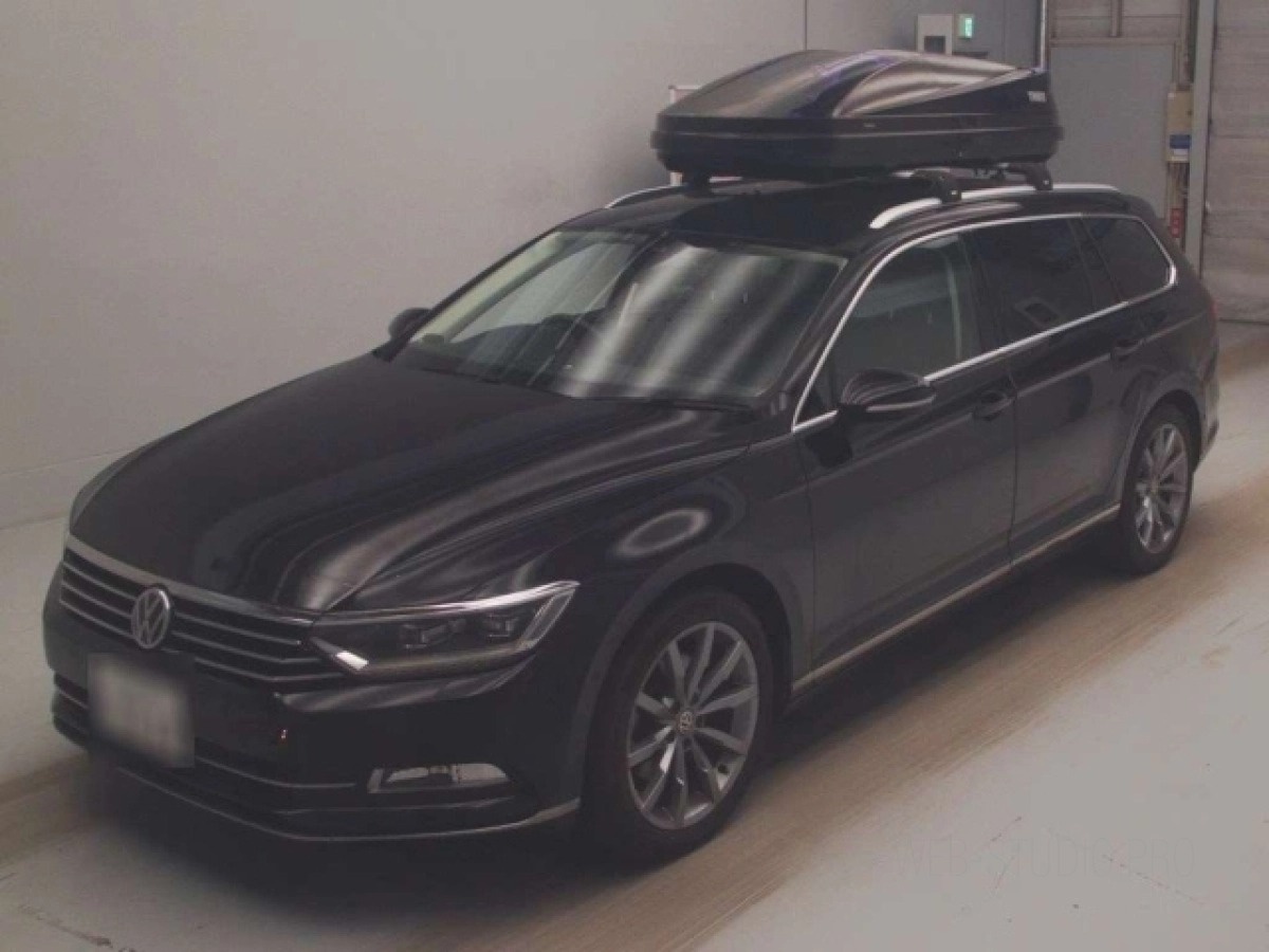 VOLKSWAGEN PASSAT VARIANT 3CCZE 2019