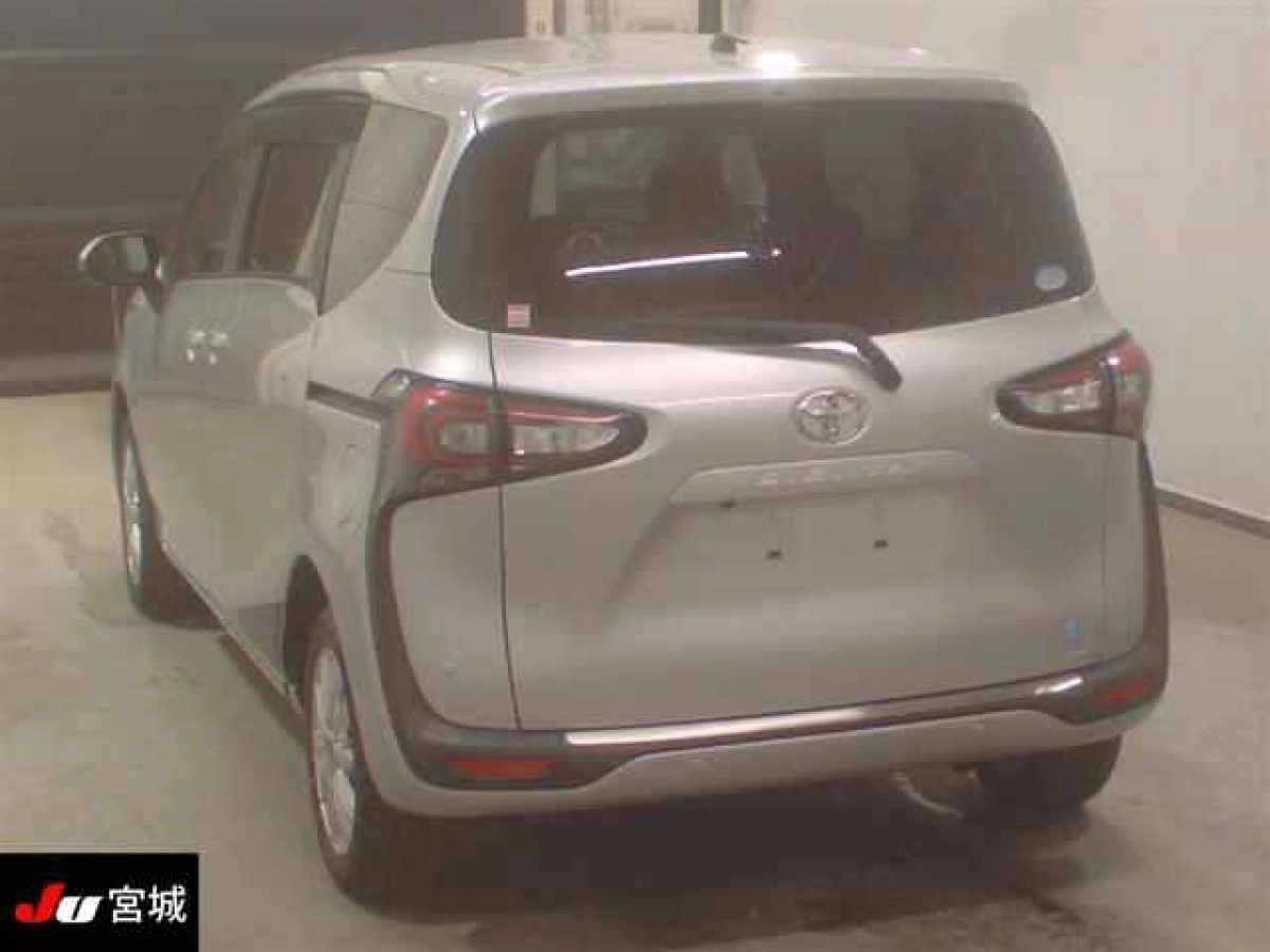 TOYOTA SIENTA