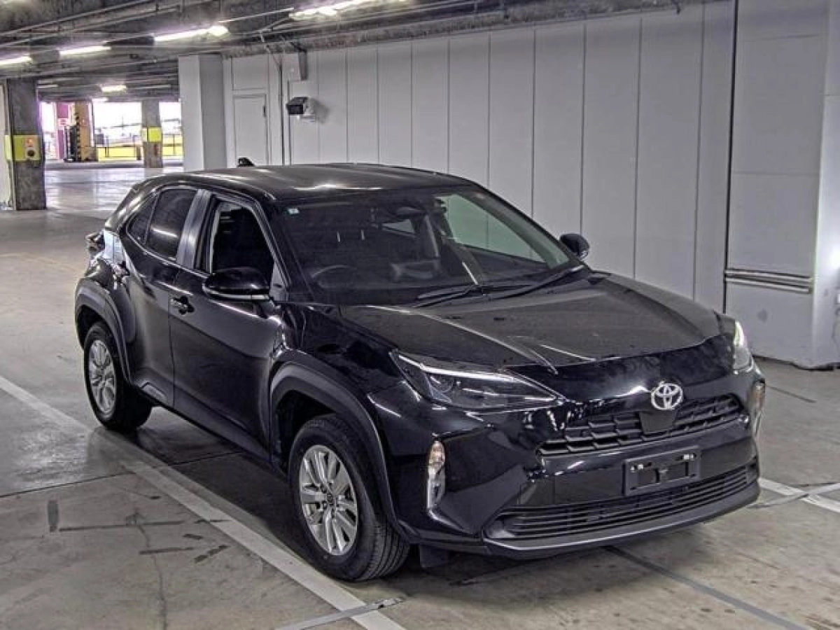 TOYOTA YARIS CROSS MXPB10 2024
