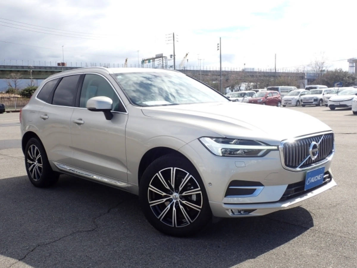 VOLVO XC60 UD4204TXC 2020