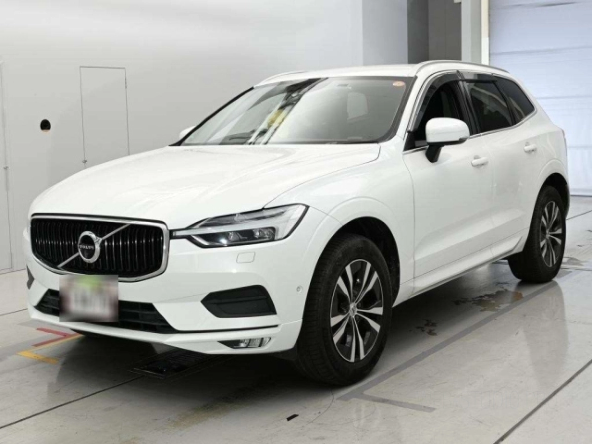 VOLVO XC60 UD4204TXC 2019