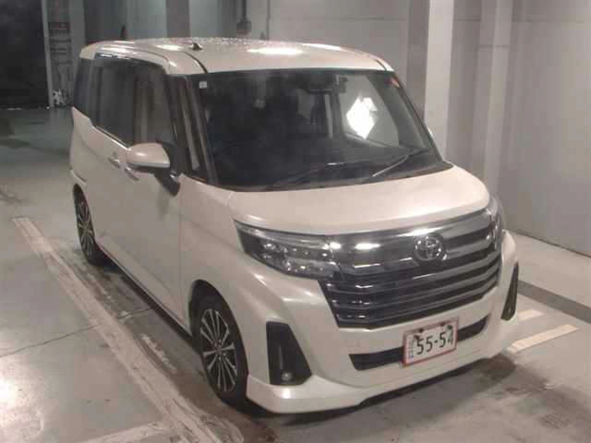 TOYOTA ROOMY M900A 2023